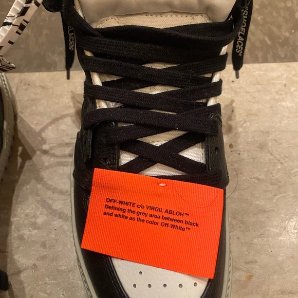 Perfect condition:off white sneakers.(unisex) - Picture 5 of 9